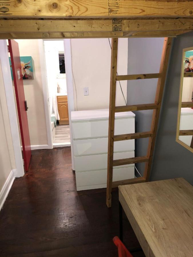 Private Room In A Shared Apartment 15 Minutes To Times Square! นิวยอร์ก ภายนอก รูปภาพ
