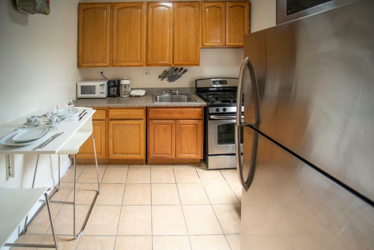 Private Room In A Shared Apartment 15 Minutes To Times Square! นิวยอร์ก ภายนอก รูปภาพ