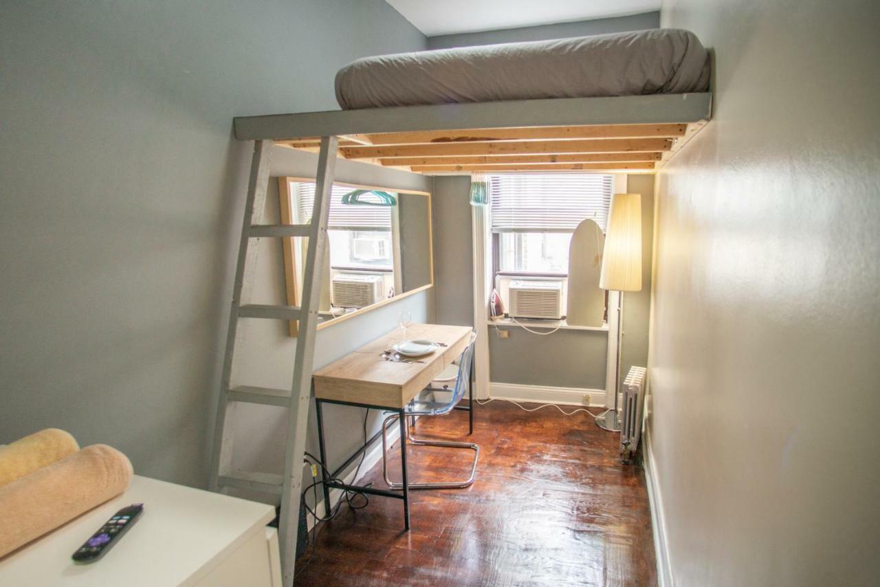 Private Room In A Shared Apartment 15 Minutes To Times Square! นิวยอร์ก ภายนอก รูปภาพ