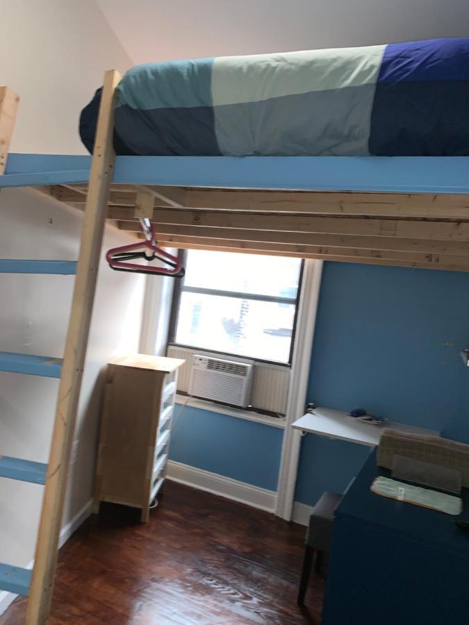 Private Room In A Shared Apartment 15 Minutes To Times Square! นิวยอร์ก ภายนอก รูปภาพ
